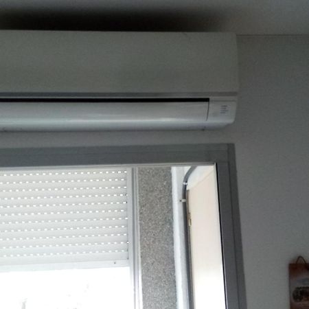 A Perte De Vue Linge De Maison Fourni Empuriabrava Eksteriør billede
