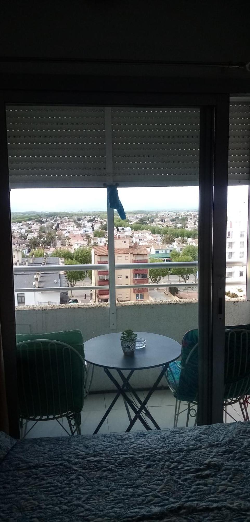 A Perte De Vue Linge De Maison Fourni Empuriabrava Eksteriør billede